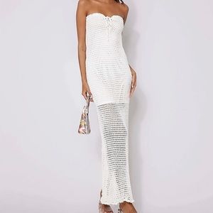 Tiger mist Braxton dress in xs. It is a strapless crotchet maxi dress.